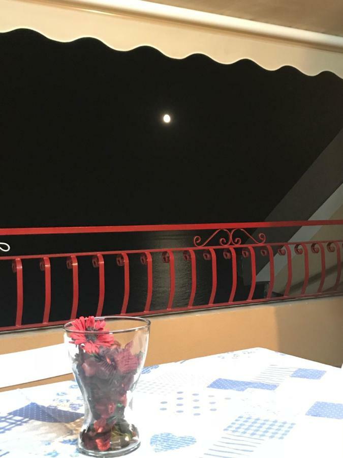 レトイアンニLa Casa Del Sole Sorgenteアパートメント エクステリア 写真